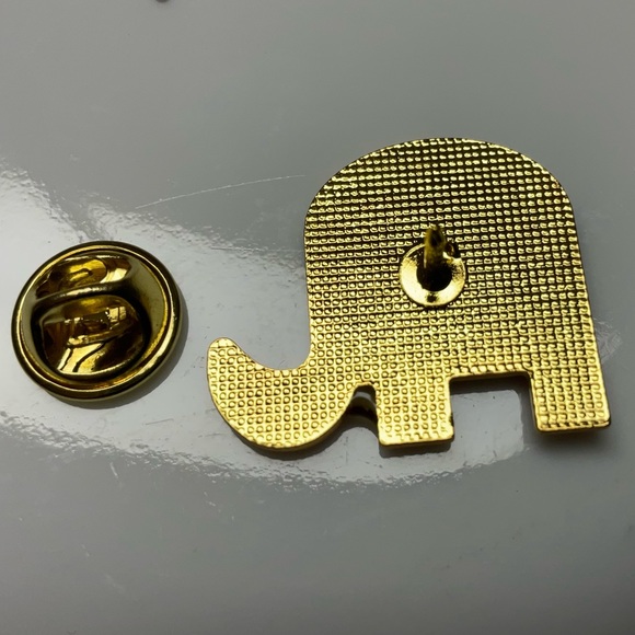 🇺🇸Republican Party Elephant Gold Pin!🐘 - Picture 5 of 11